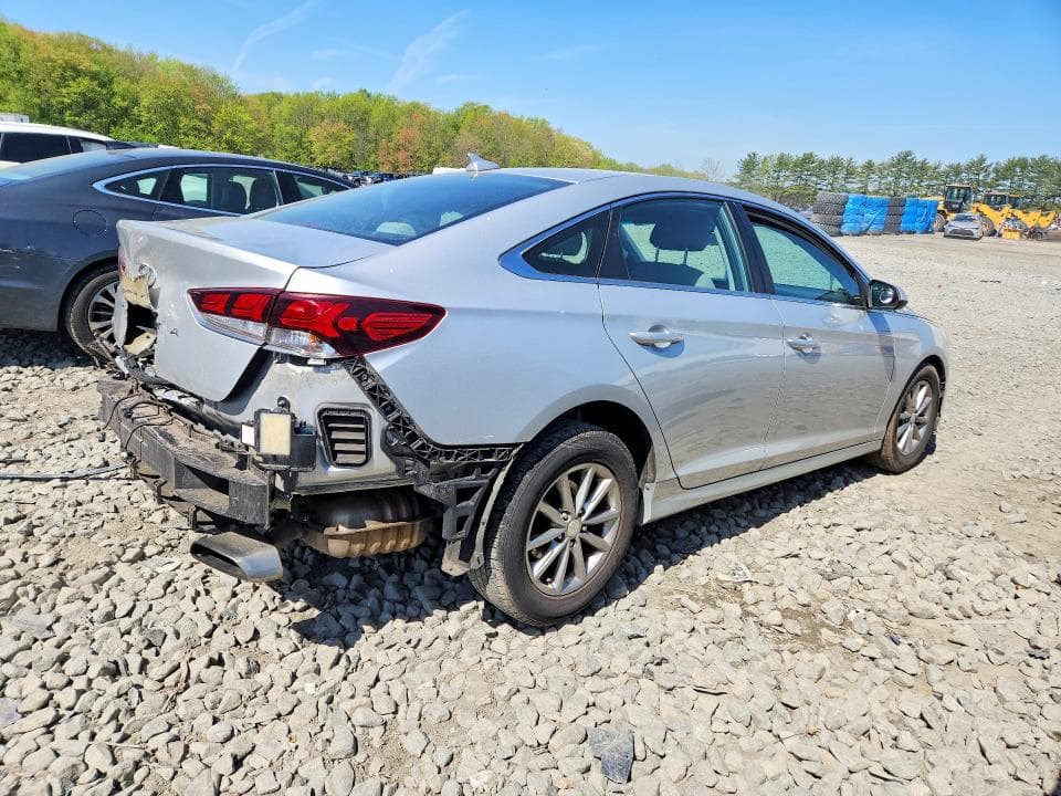 2018 HYUNDAI SONATA SE 3