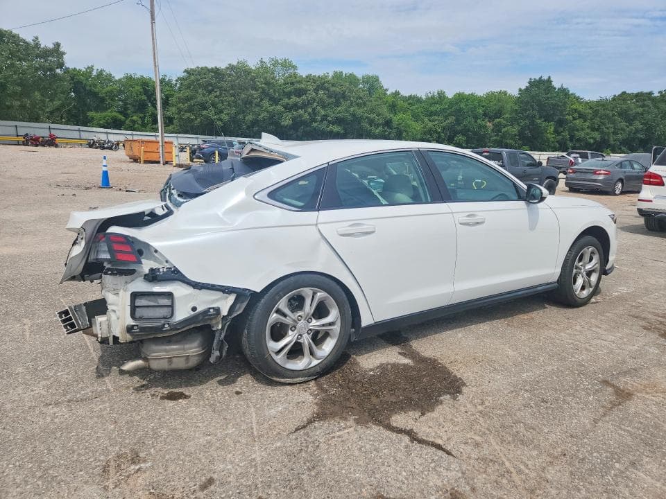 2023 HONDA ACCORD LX 3