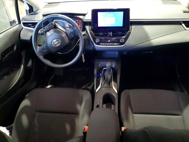 2025 TOYOTA COROLLA LE 8