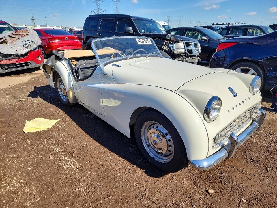 1962 TRIUMPH CAR TR3A 4