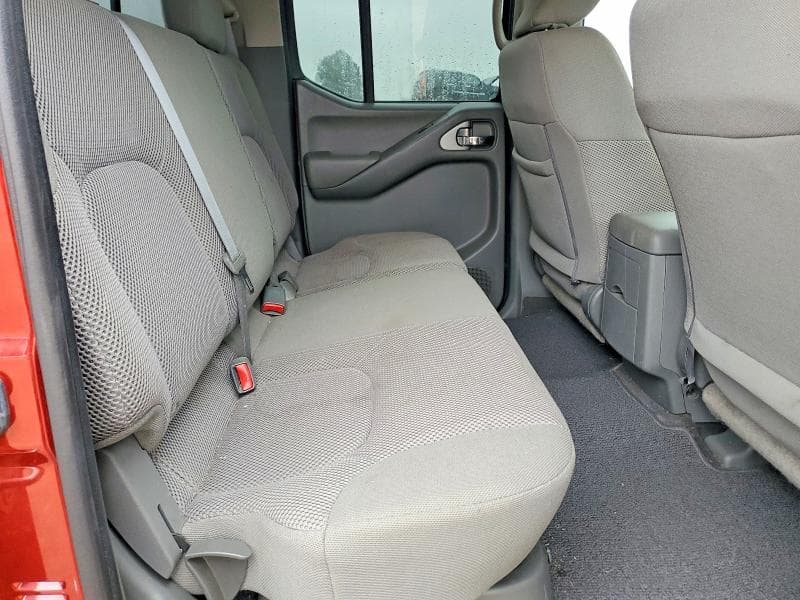 2019 NISSAN FRONTIER 10