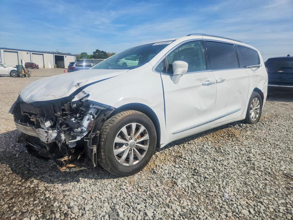2019 CHRYSLER PACIFICA TOURING L TOURING L - 1