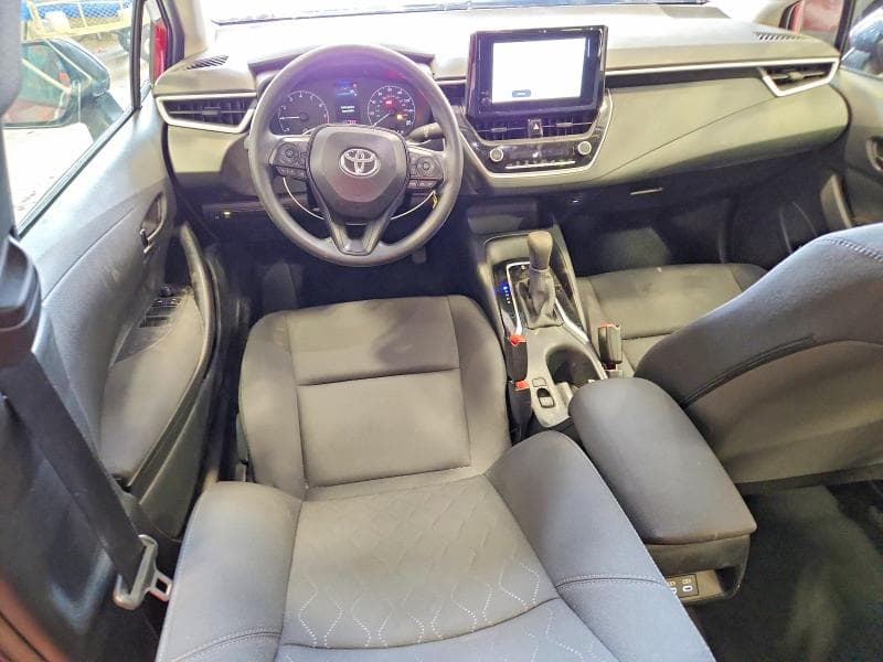 2025 TOYOTA COROLLA LE 8