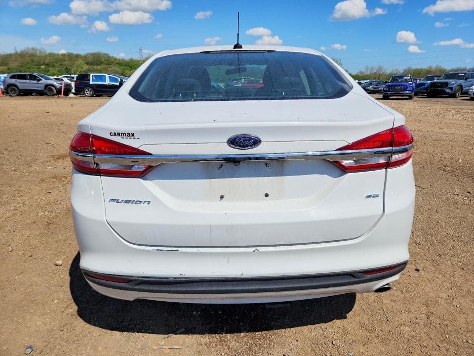 2017 FORD FUSION SE 6