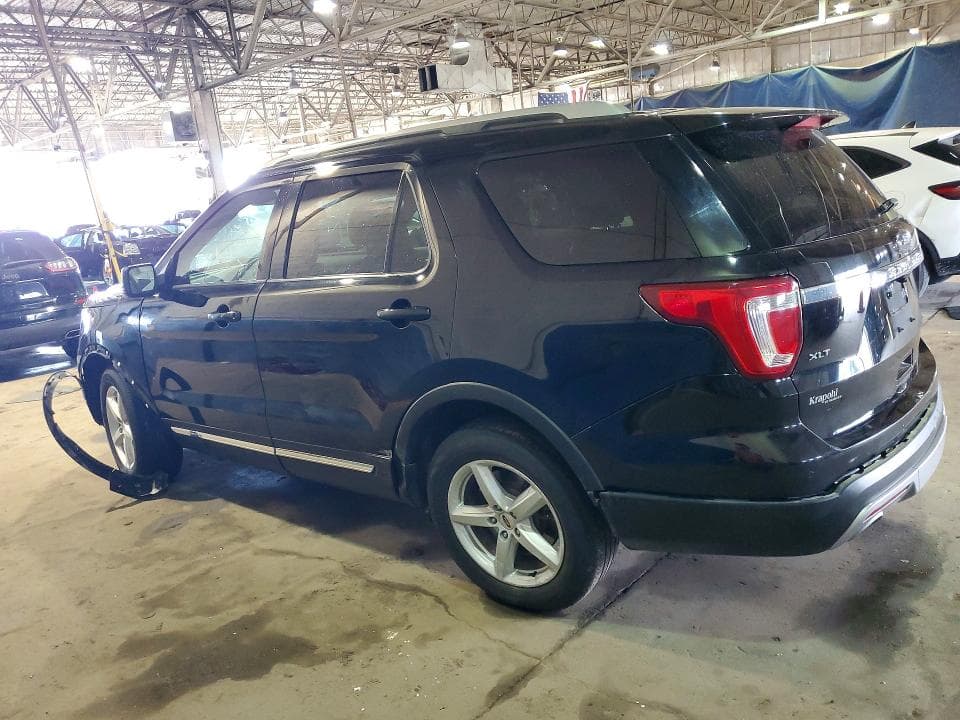 2017 FORD EXPLORER XLT 2