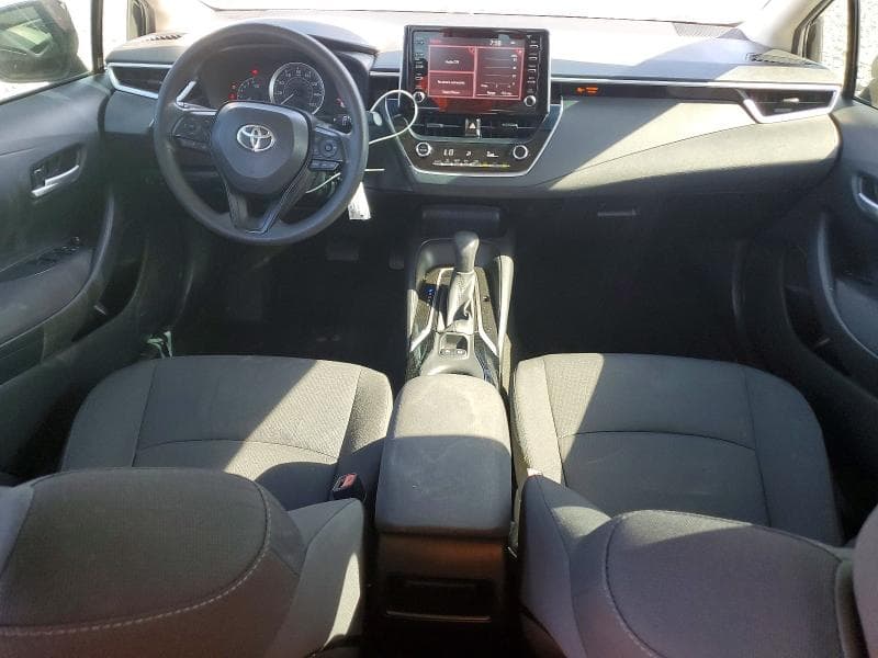 2020 TOYOTA COROLLA LE 8