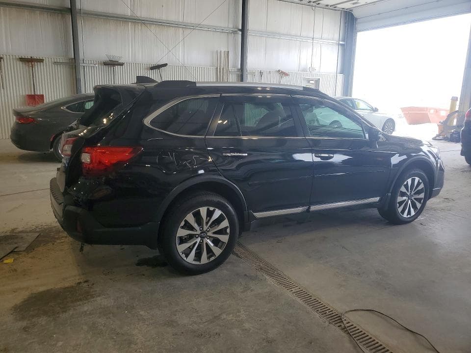 2018 SUBARU OUTBACK TOURING 3