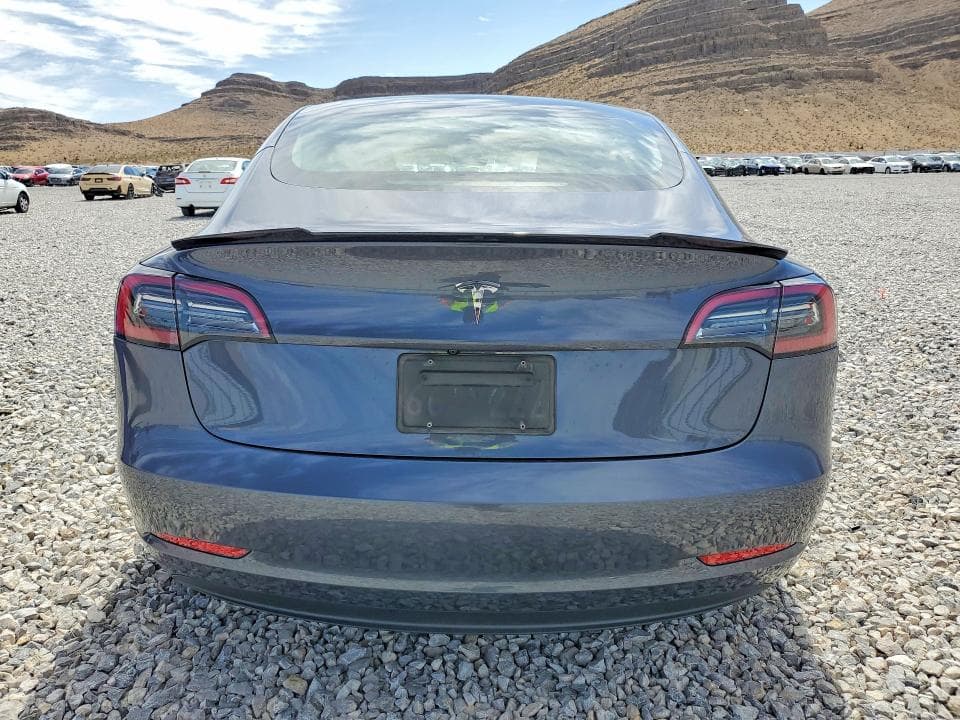 2023 TESLA MODEL 3 6