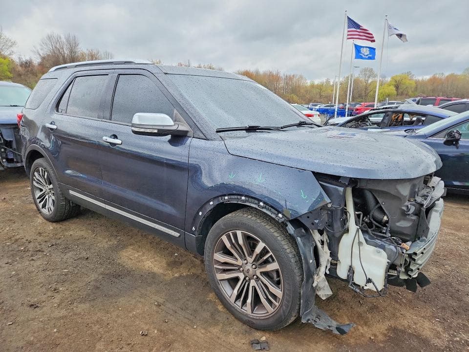2017 FORD EXPLORER PLATINUM 4