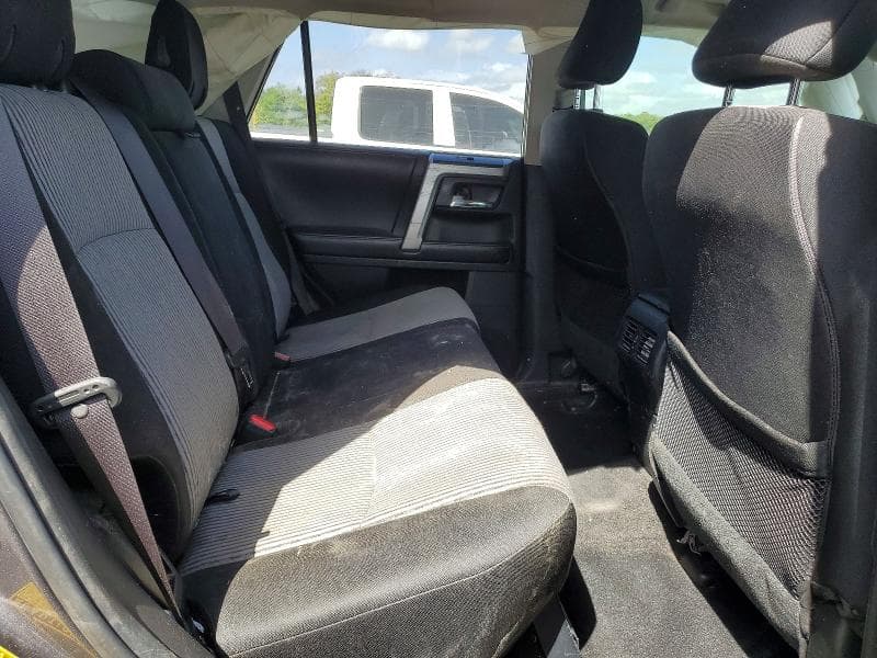 2017 TOYOTA 4RUNNER SR5 11