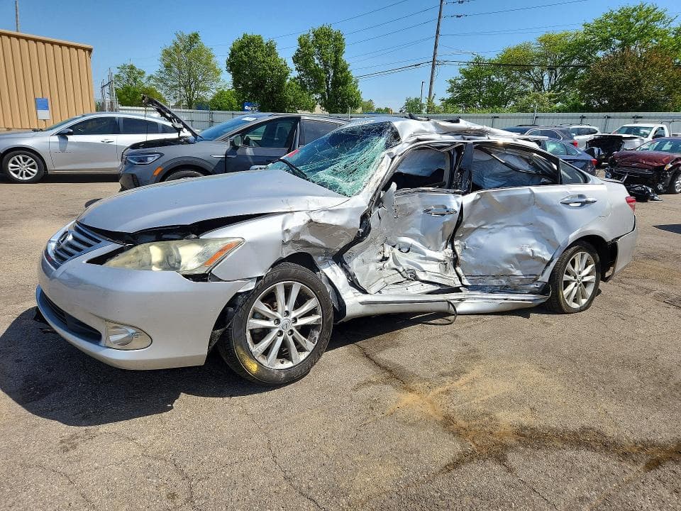 2011 LEXUS ES350 - 1