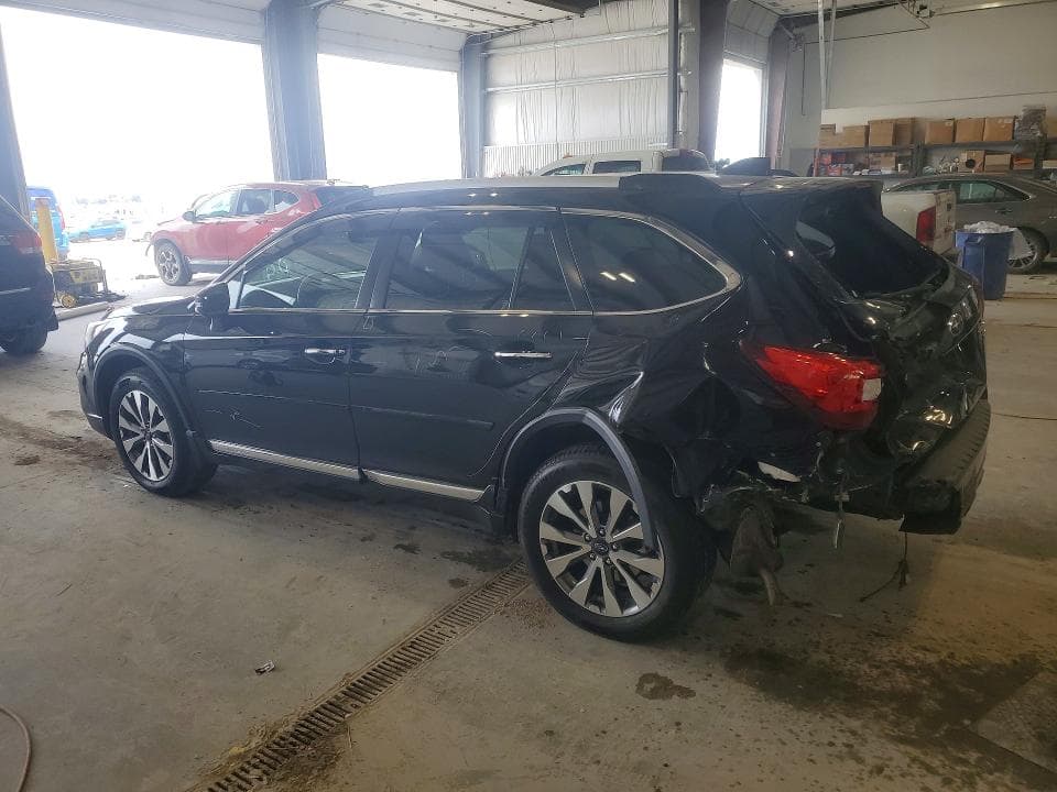 2018 SUBARU OUTBACK TOURING 2