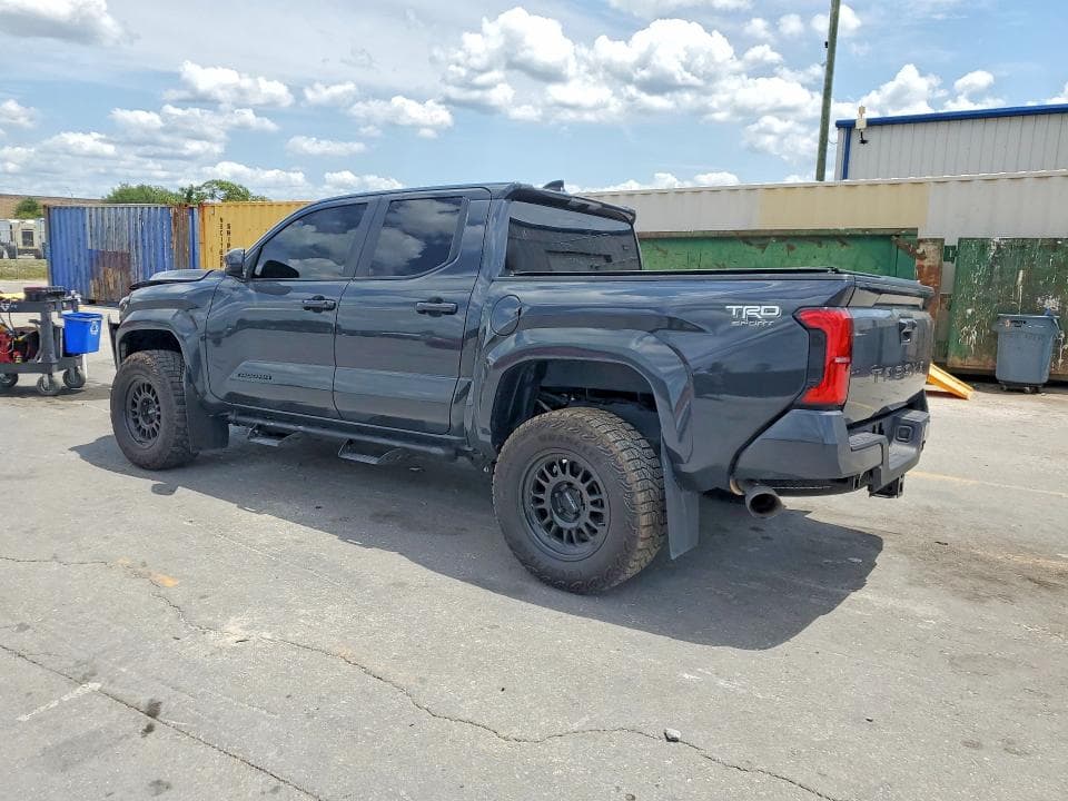 2024 TOYOTA TACOMA TRD SPORT 2