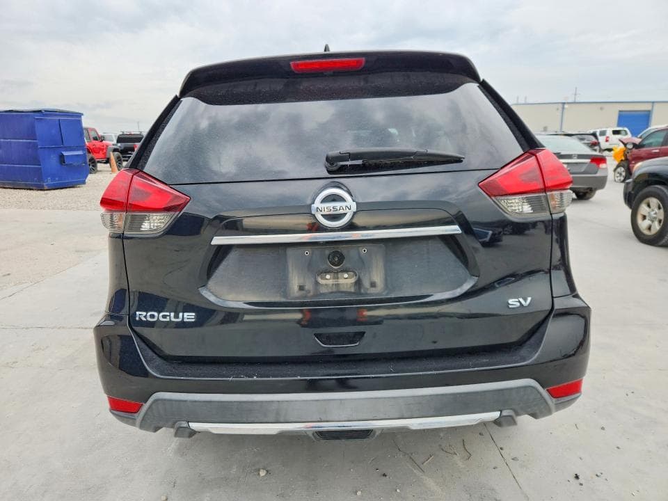 2017 NISSAN ROGUE SV 6