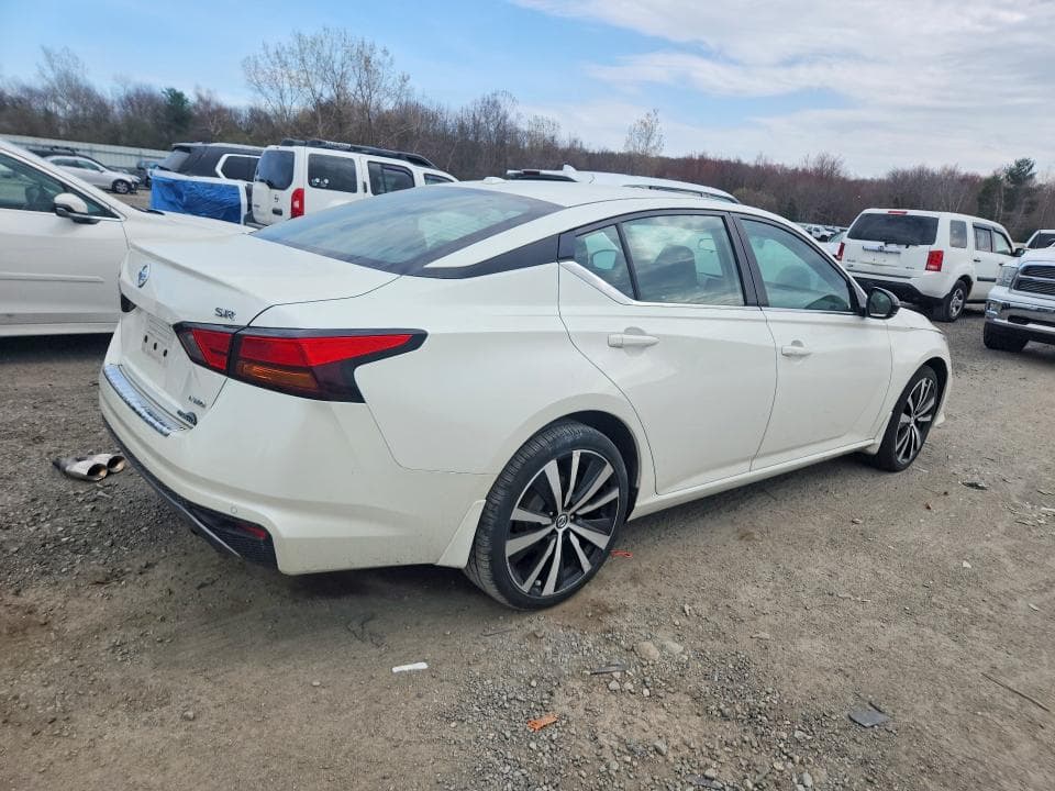 2020 NISSAN ALTIMA SR 3