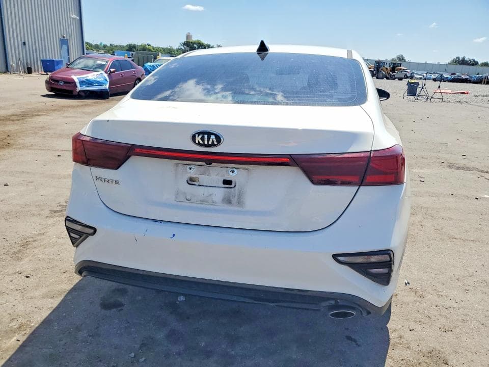 2021 KIA FORTE LXS 6