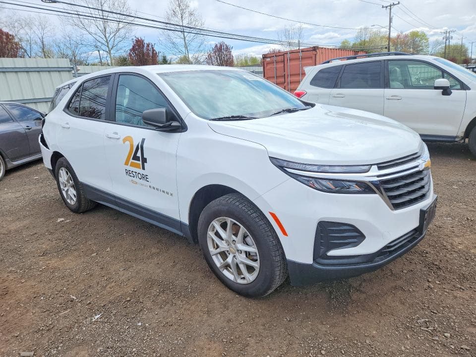 2022 CHEVROLET EQUINOX LS 4
