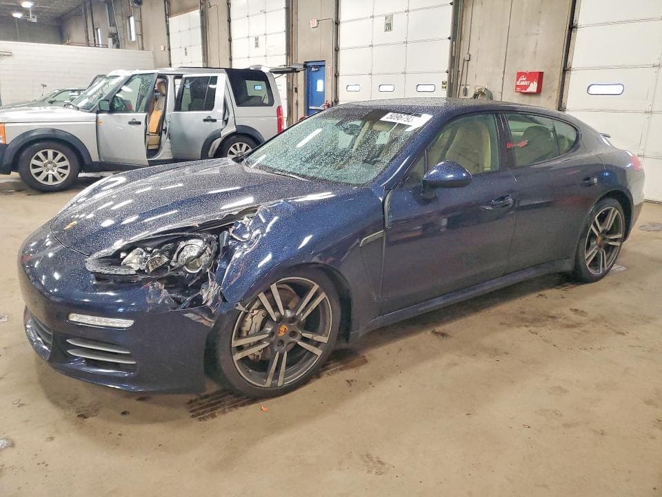 2016 PORSCHE PANAMERA S - 1