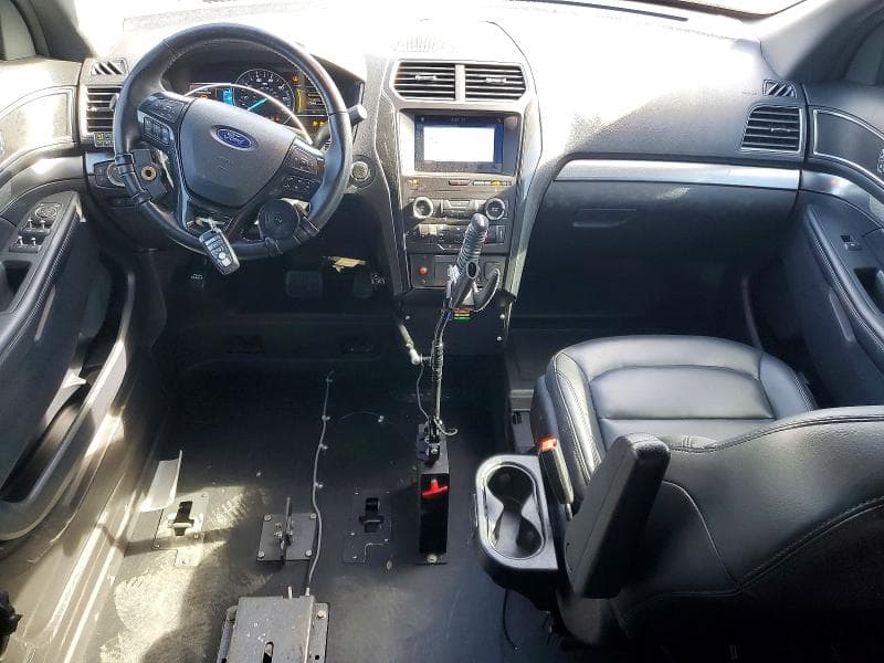 2019 FORD EXPLORER XLT 8