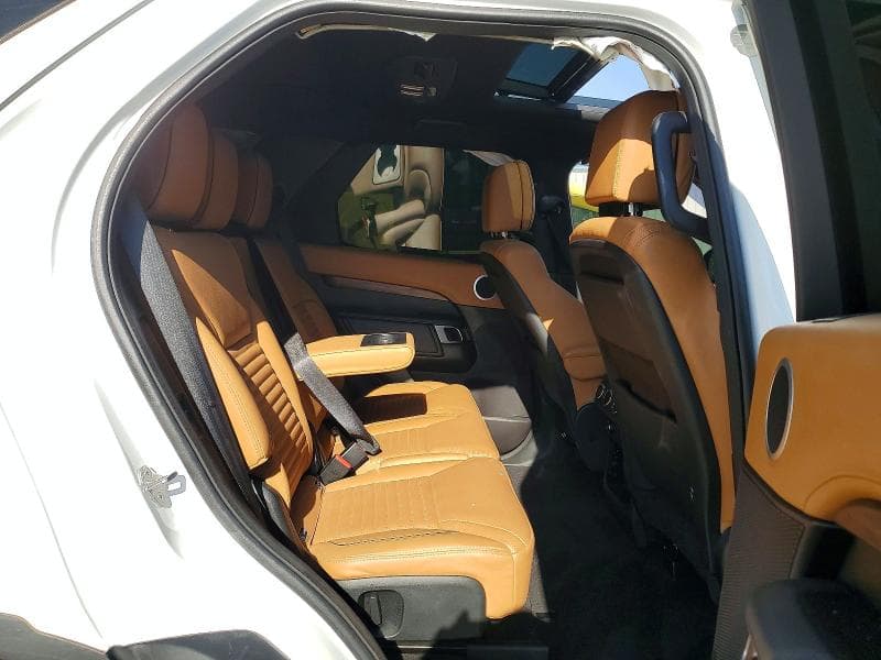 2018 LAND ROVER DISCOVERY HSE LUXURY 11