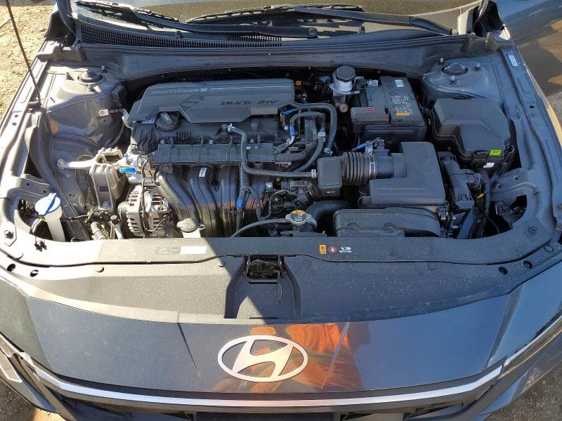 2025 HYUNDAI ELANTRA SEL SPORT 11