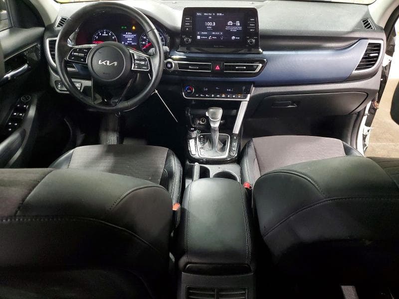 2023 KIA SELTOS S 8