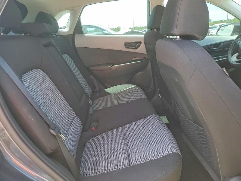 2021 HYUNDAI KONA SE 11
