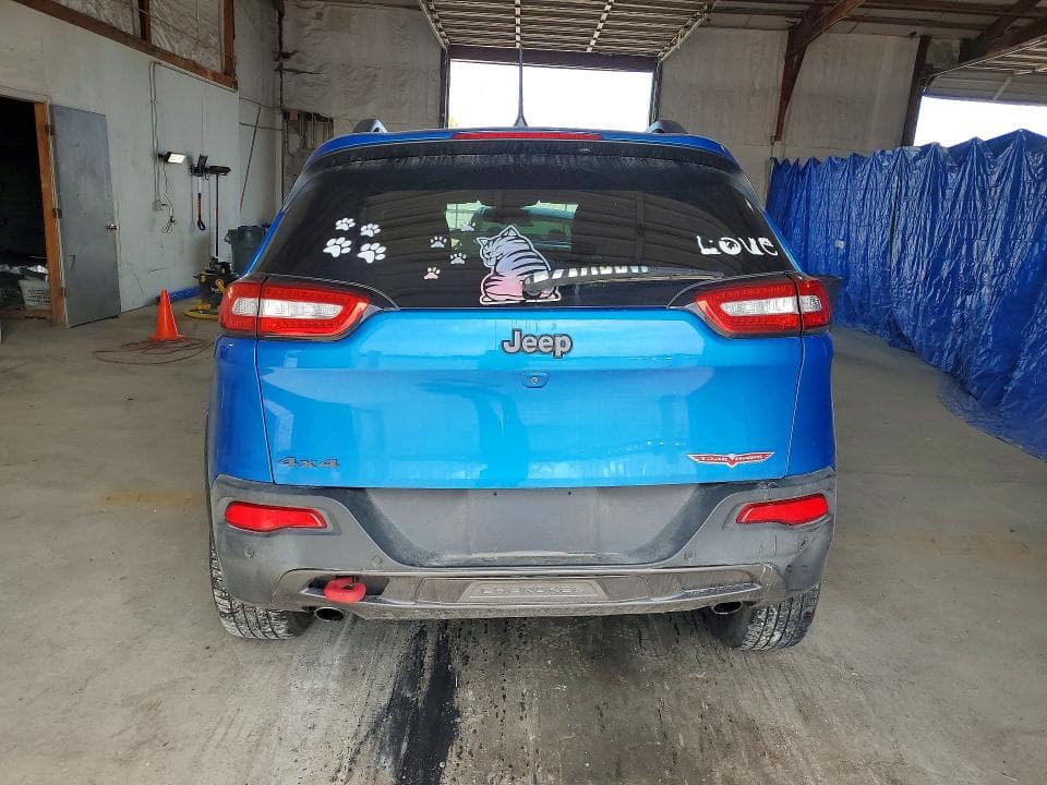 2018 JEEP CHEROKEE TRAILHAWK 6