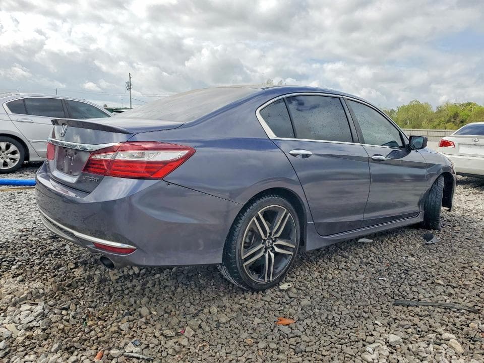 2017 HONDA ACCORD SPORT 3