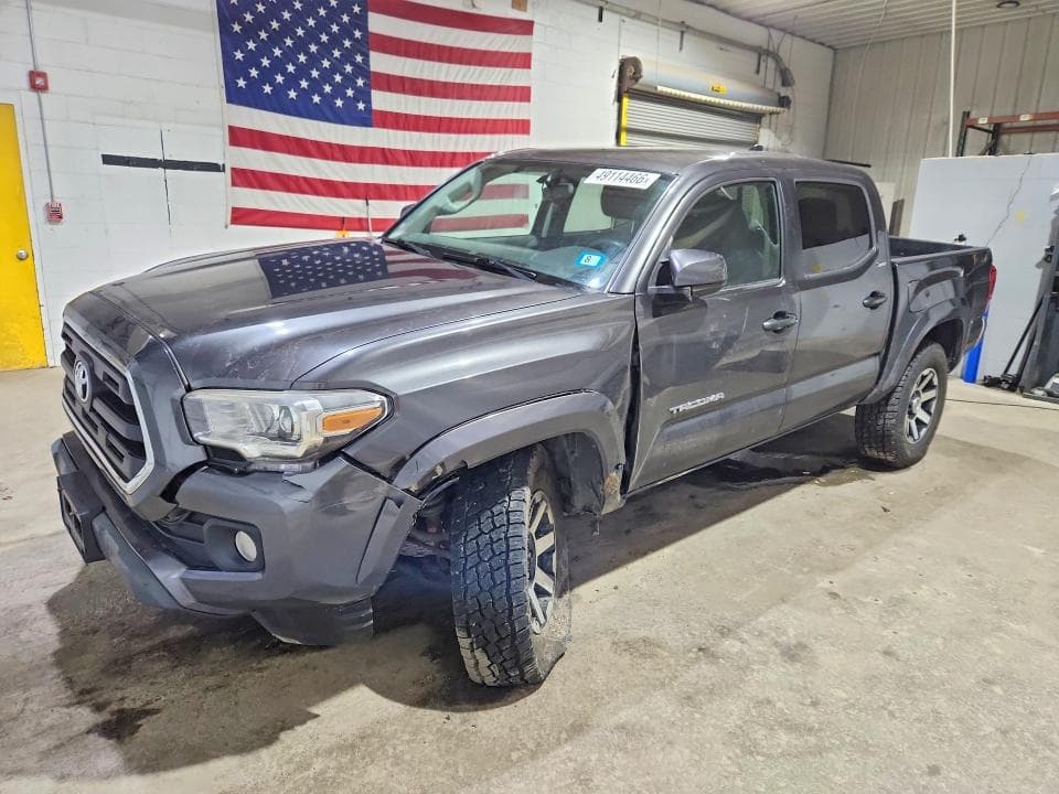 2017 TOYOTA TACOMA