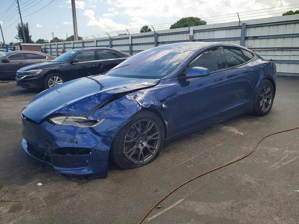 2022 TESLA MODEL S - 1