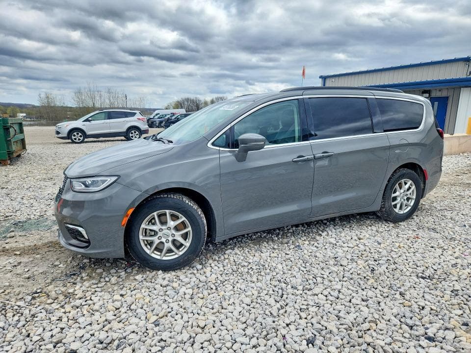 2022 CHRYSLER PACIFICA TOURING L - 1