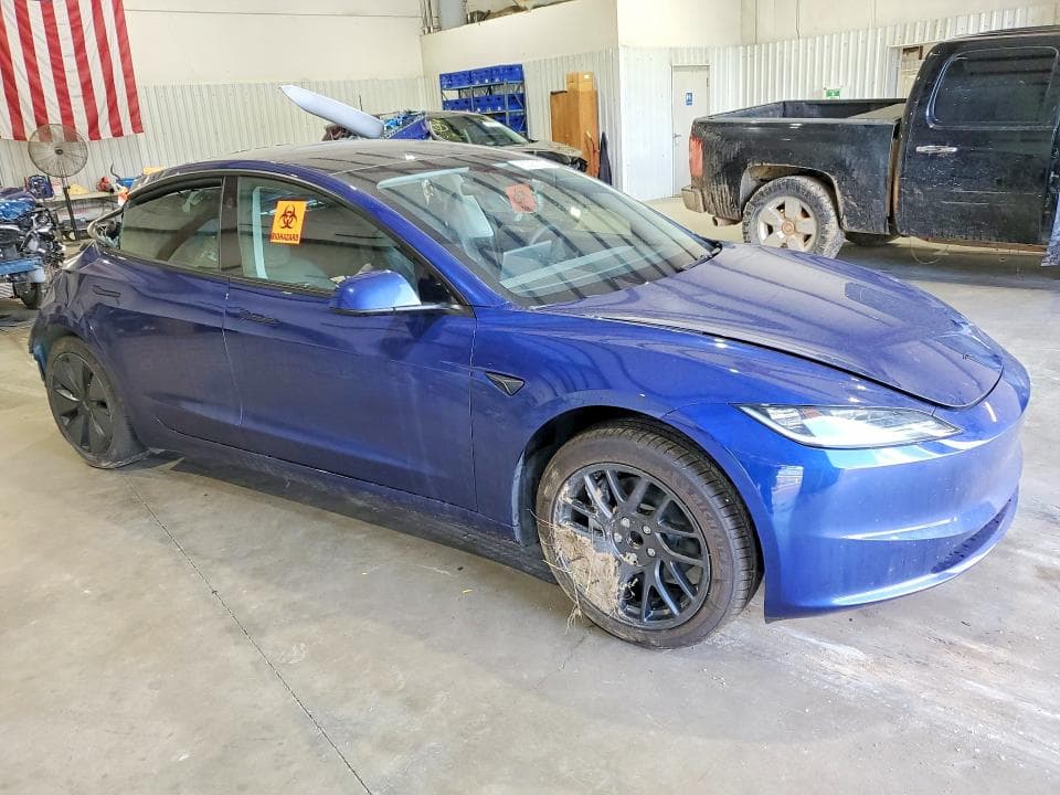 2026 TESLA MODEL 3 4