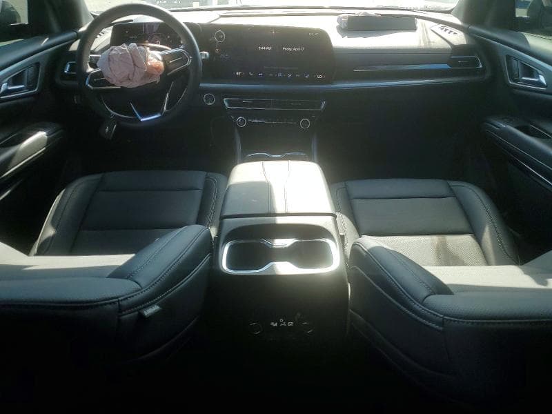 2026 CHEVROLET TRAVERSE LT 8
