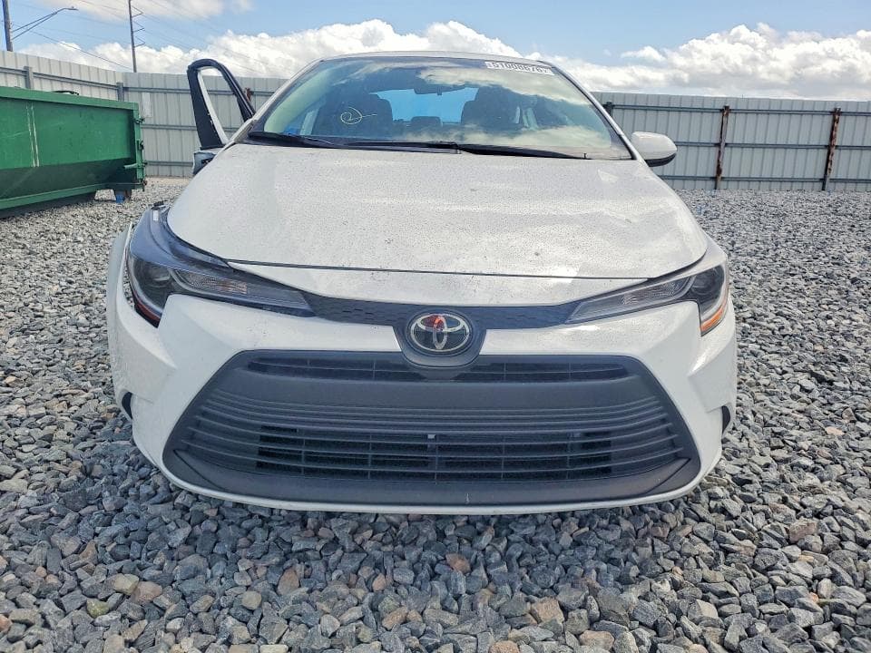 2026 TOYOTA COROLLA LE 5