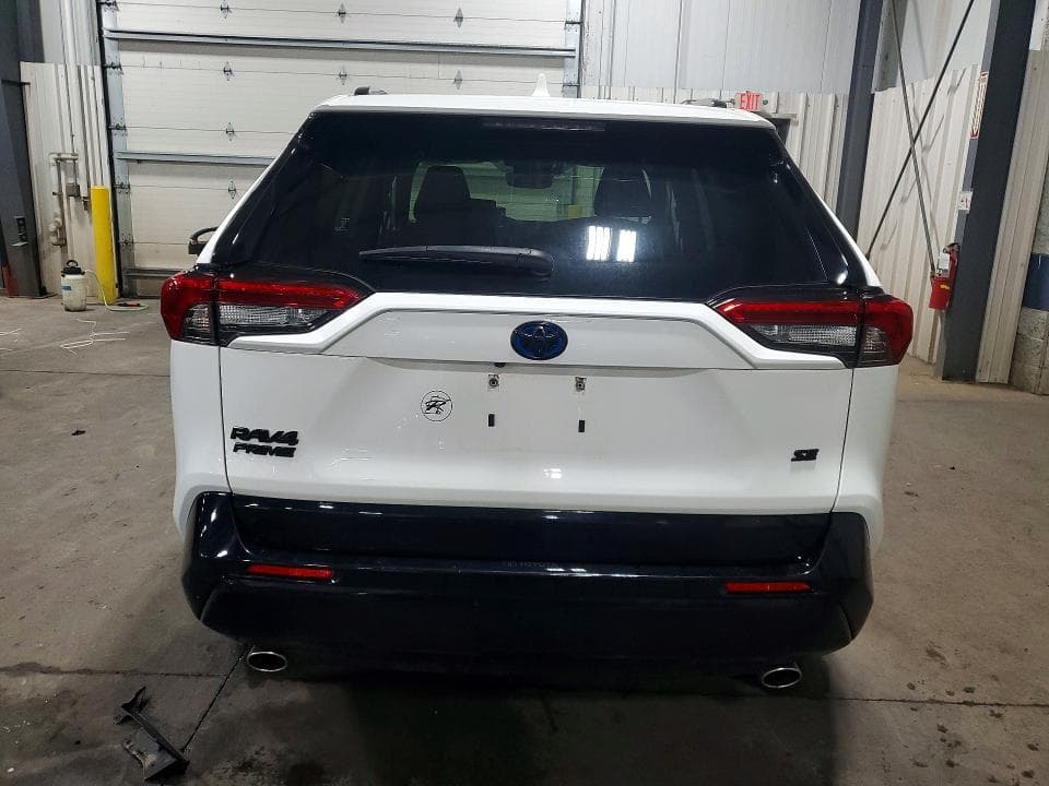 2021 TOYOTA RAV4 PRIME SE 6
