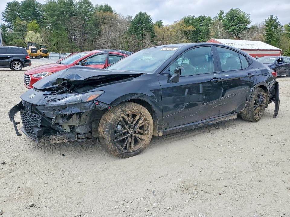 2026 TOYOTA CAMRY