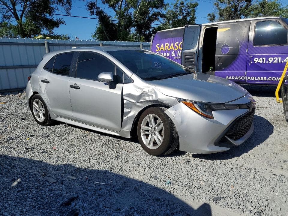 2019 TOYOTA COROLLA HATCHBACK SE 4