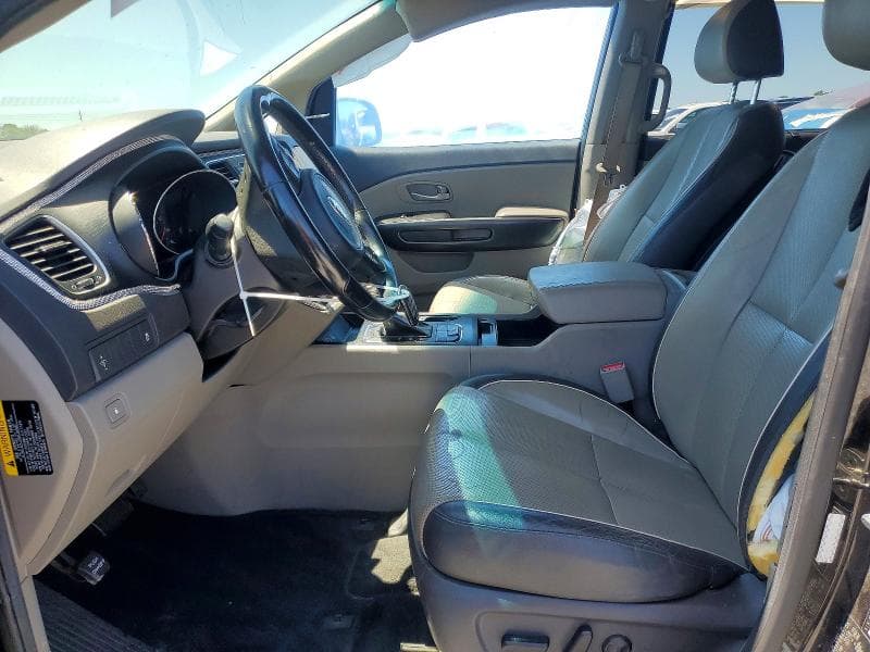 2017 KIA SEDONA LX 7