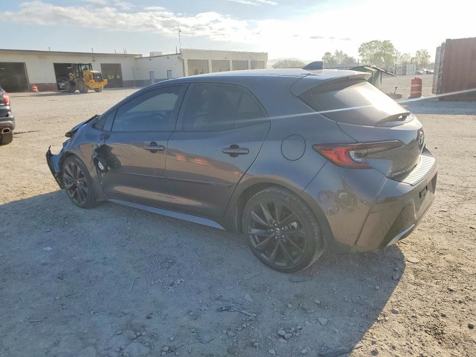 2023 TOYOTA COROLLA XSE 2