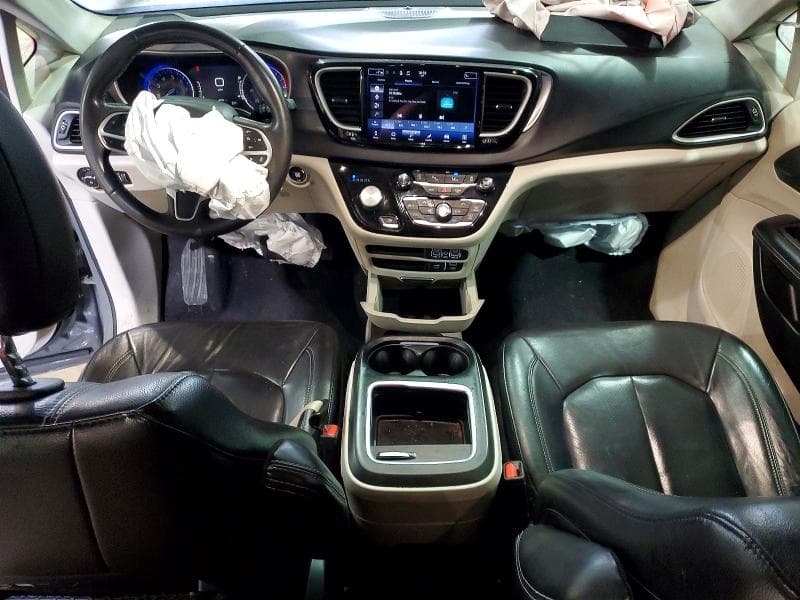 2022 CHRYSLER PACIFICA TOURING L 8