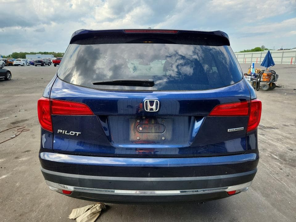 2017 HONDA PILOT TOURING 6