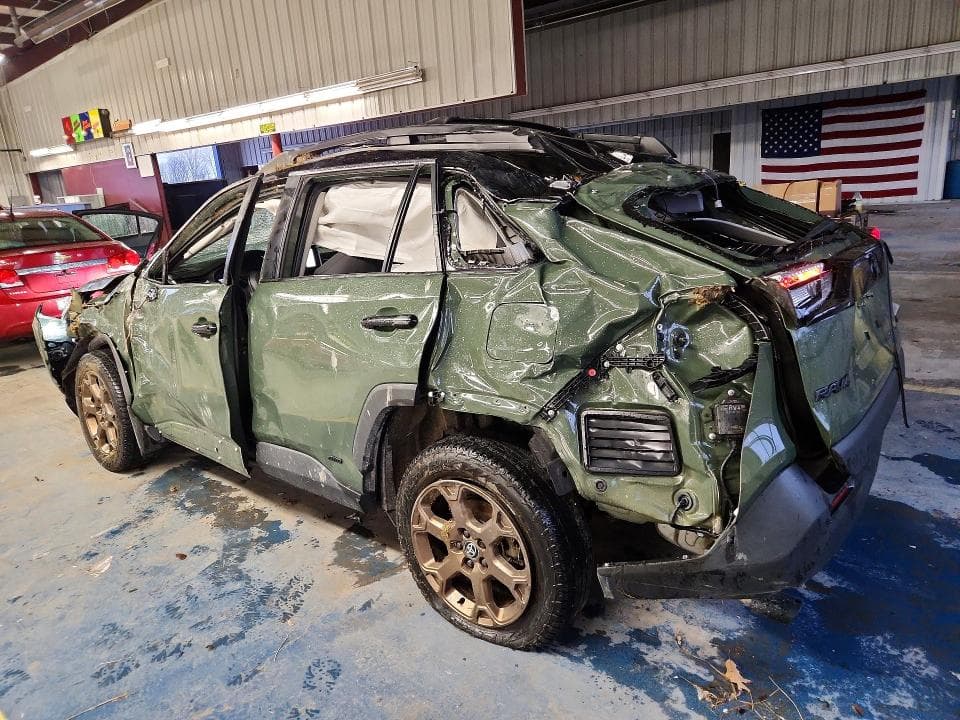 2024 TOYOTA RAV4 HYBRID WOODLAND EDITION 2