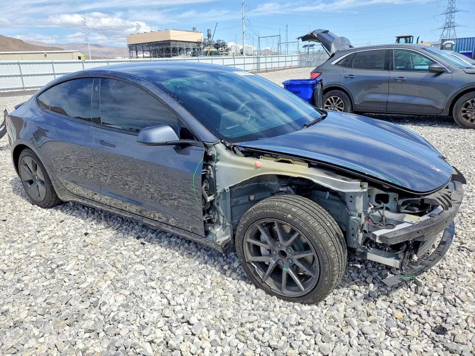 2023 TESLA MODEL 3 4