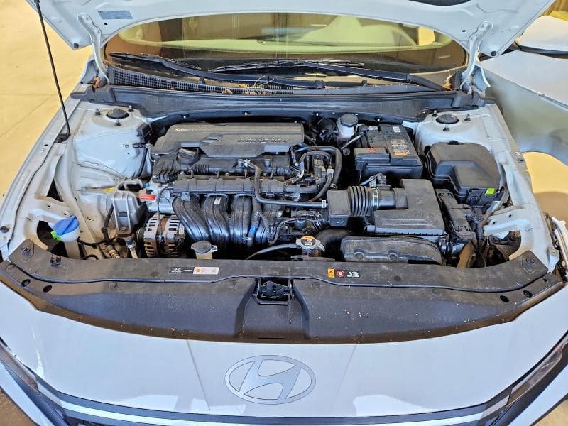 2024 HYUNDAI ELANTRA SEL 11