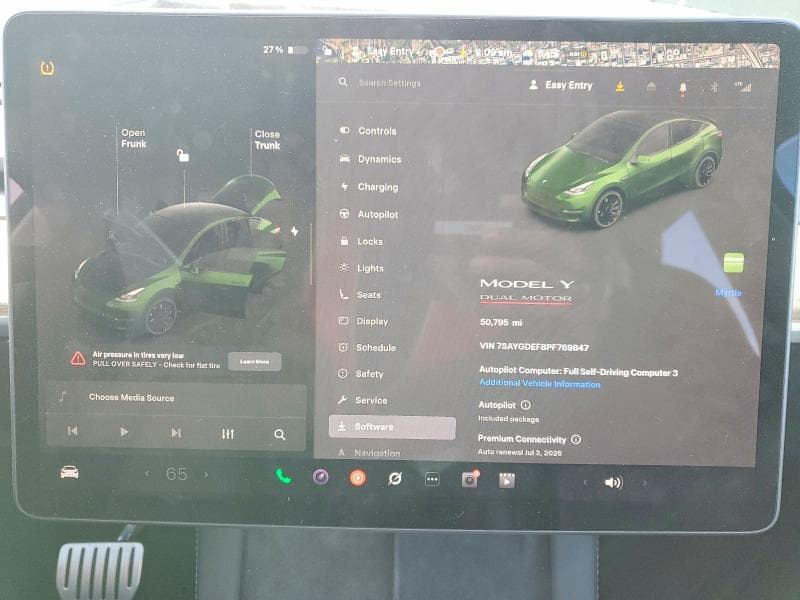 2023 TESLA MODEL Y 9