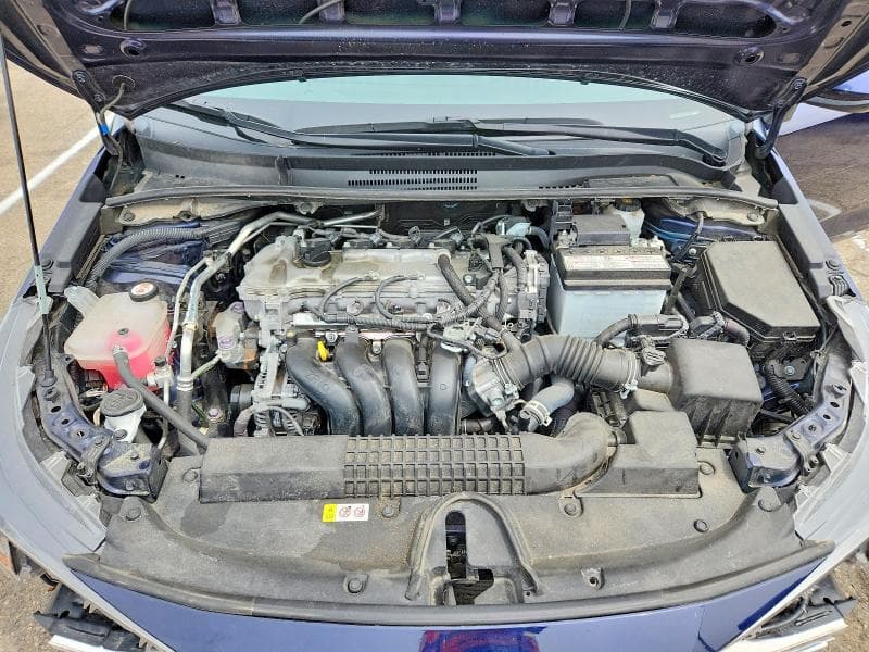 2022 TOYOTA COROLLA LE 11