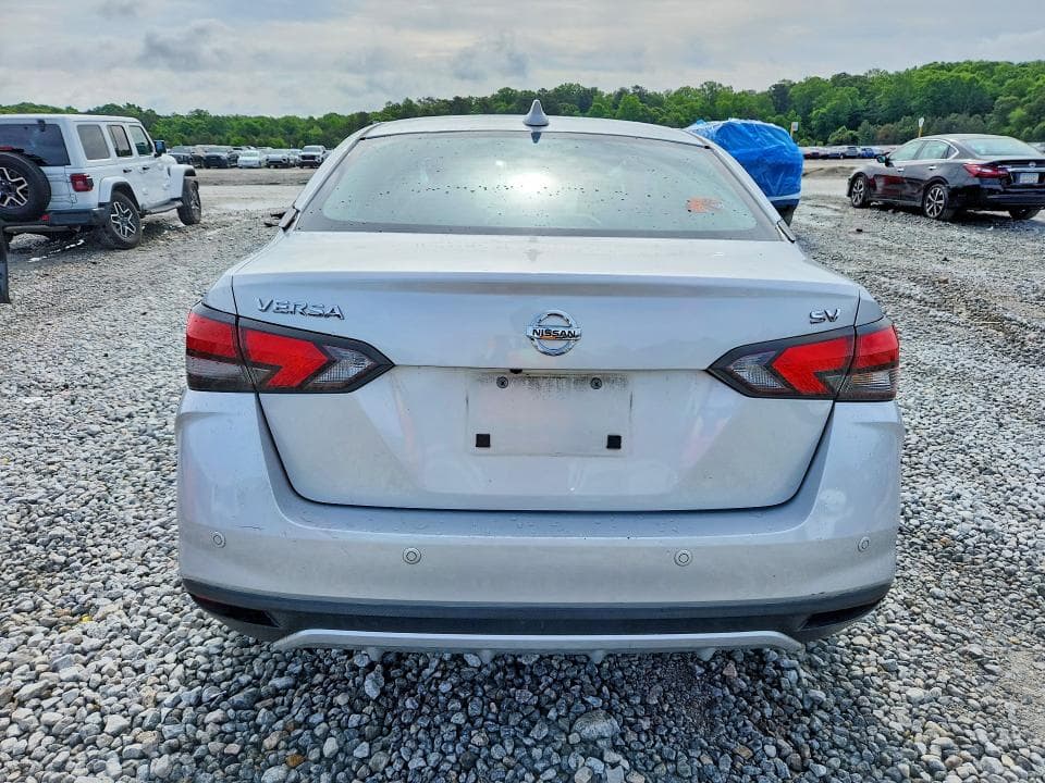 2021 NISSAN VERSA SV 6