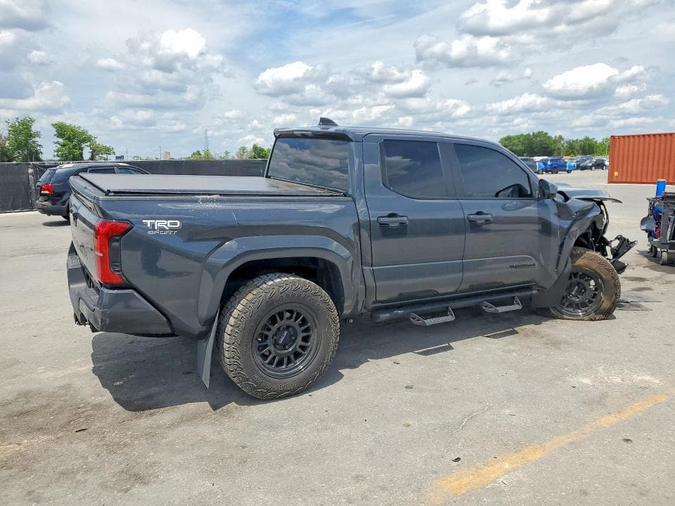 2024 TOYOTA TACOMA TRD SPORT 3