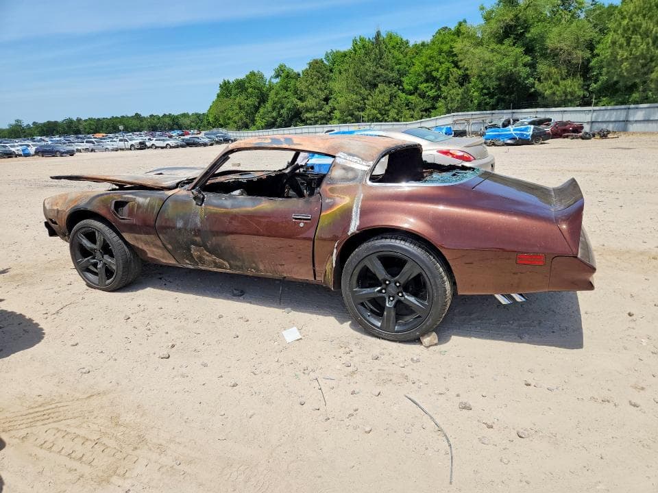 1977 PONTIAC FIREBIRD 2
